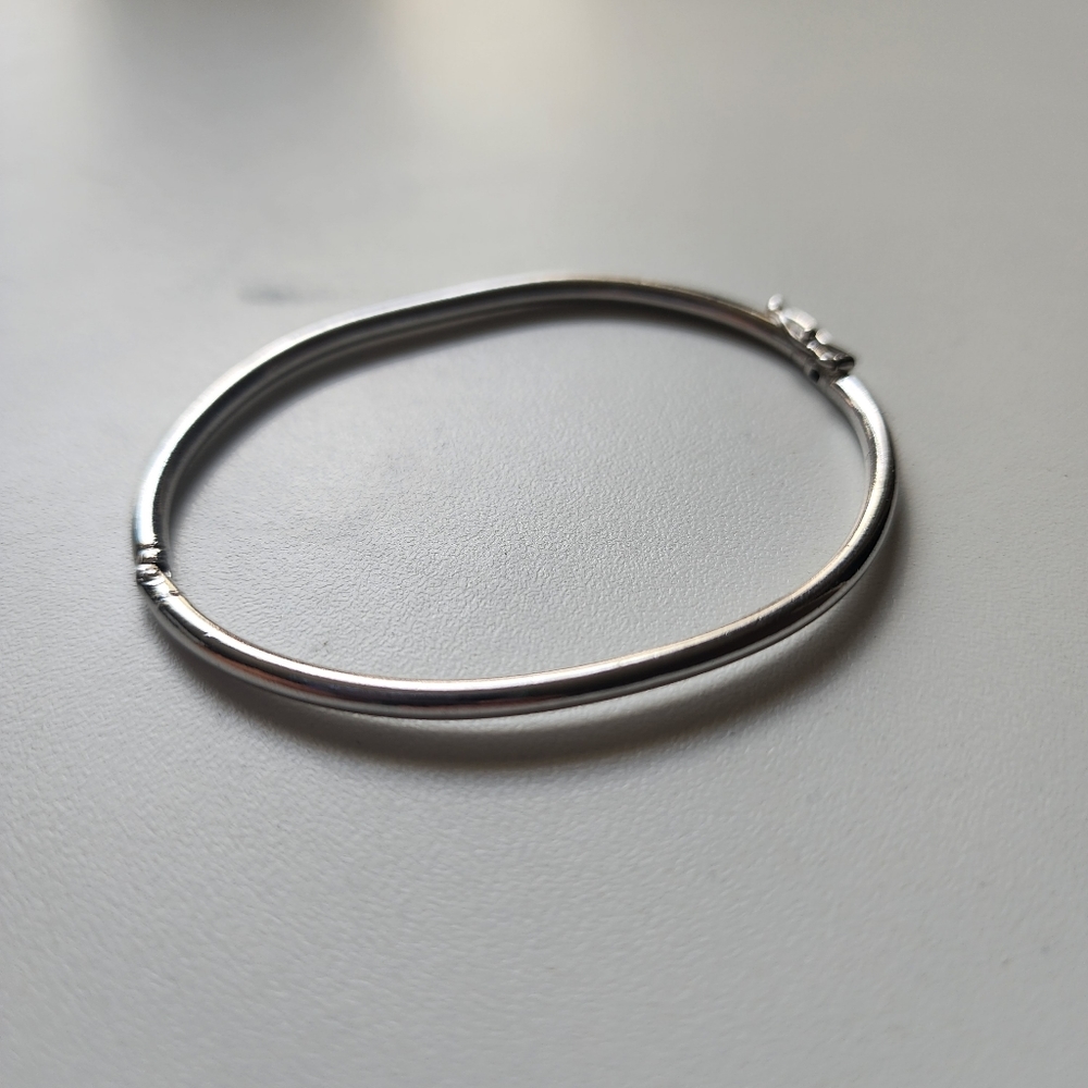 Sterling Silver Smooth Hinged Bangle Bracelet - Silver
